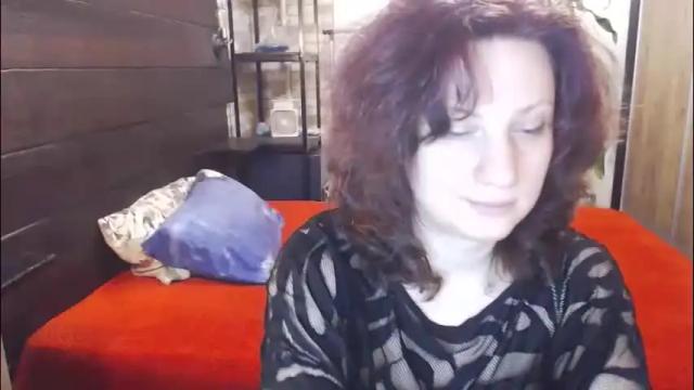 Image 2 of cutemoan Stream on Chaturbate on 18 days ago