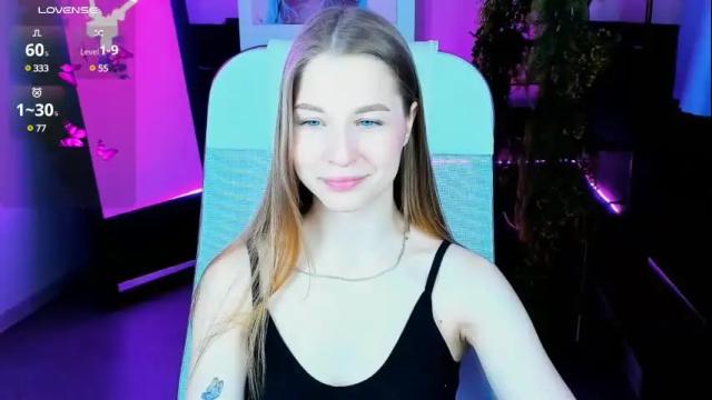 Image 2 of cutemousee Stream on Chaturbate on 28 days ago
