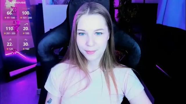Image 2 of cutemousee Stream on Chaturbate on 2 months ago