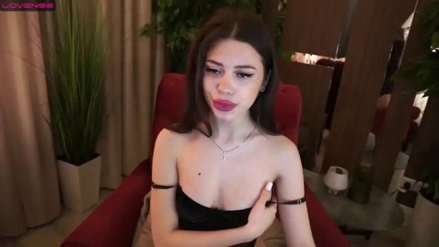 Image 11 of cutepiee_ Stream on Chaturbate on 13 months ago