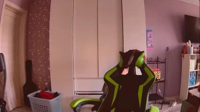 Image 3 of cutepocketboy Stream on Chaturbate on 3 months ago