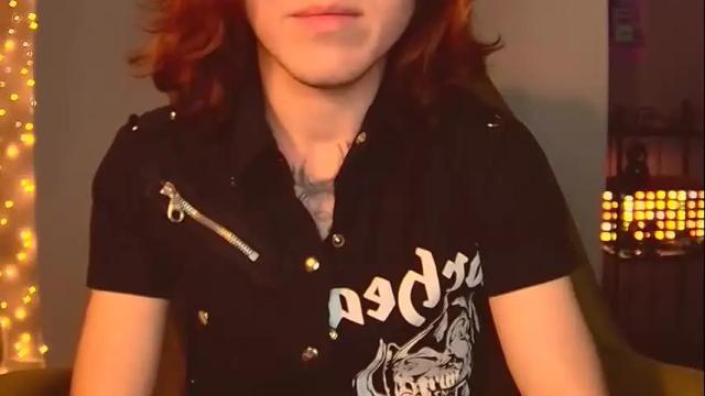 Image 3 of cutepocketboy Stream on Chaturbate on 3 months ago