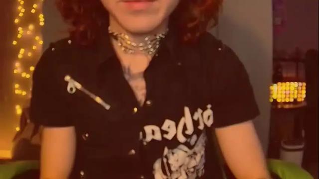 Image 10 of cutepocketboy Stream on Chaturbate on 1 month ago