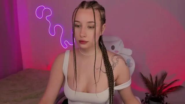 Image 7 of cuterlina Stream on Chaturbate on 18 months ago