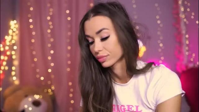 Image 11 of cutesmilebaby Stream on Chaturbate on 2 months ago