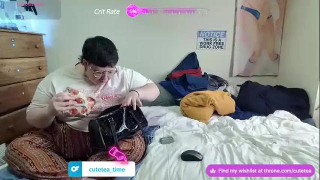 Image 2 of cutetea_time Stream on Chaturbate on 1 month ago