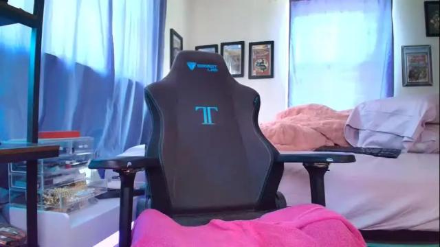 Image 6 of cuteypi Stream on Chaturbate on 1 month ago