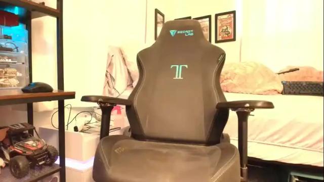 Image 6 of cuteypi Stream on Chaturbate on 3 months ago