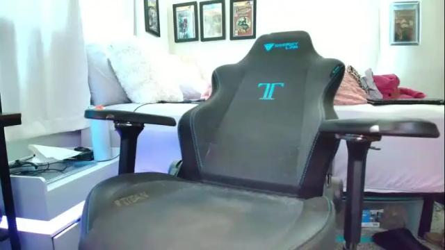 Image 12 of cuteypi Stream on Chaturbate on 2 months ago