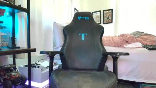 Image 6 of cuteypi Stream on Chaturbate on 1 month ago