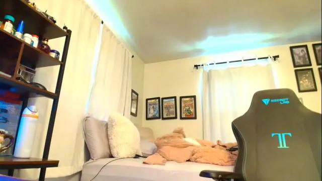Image 6 of cuteypi Stream on Chaturbate on 1 month ago
