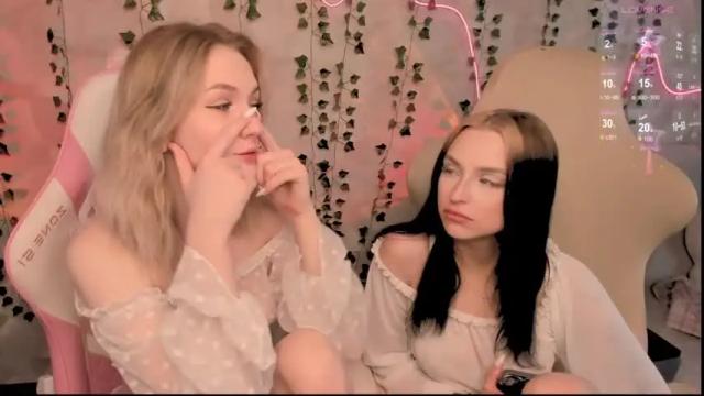 Image 3 of cutie_angels Stream on Chaturbate on 14 months ago