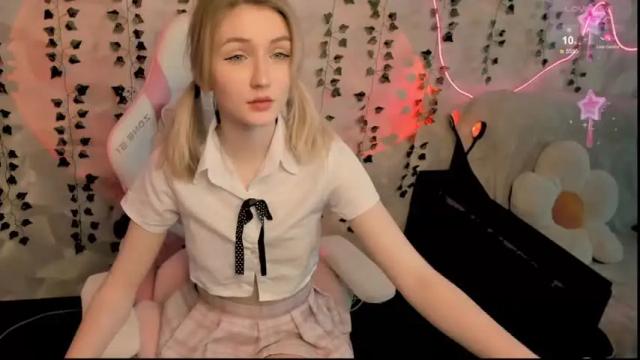 Thumbnail 1, cutie_angels's Stream at Chaturbate, 14 months ago