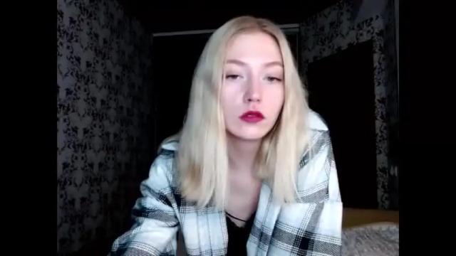 Image 12 of cutie_frost Stream on Chaturbate on 18 months ago