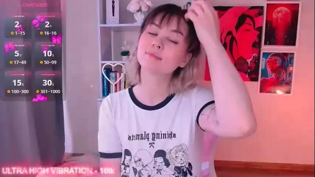Image 3 of cutie_mili Stream on Chaturbate on 18 days ago