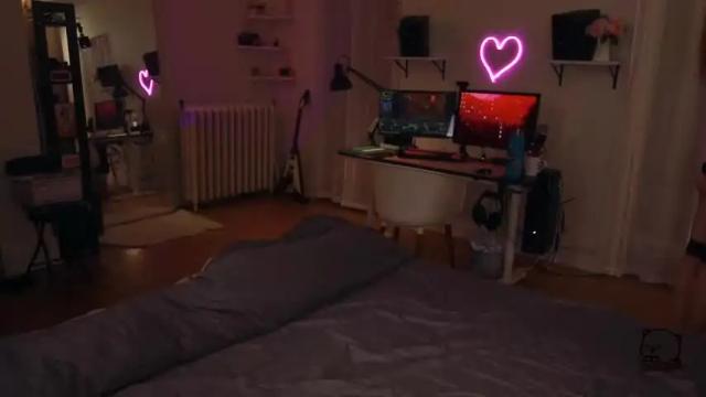 Thumbnail 1, cutiecry's Stream at Chaturbate, 22 months ago