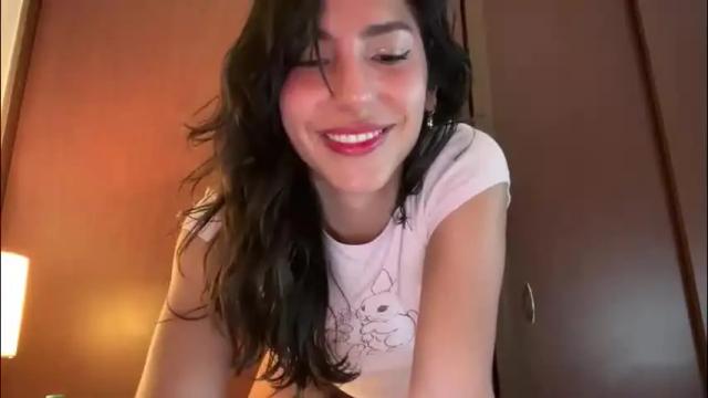 Image 2 of cutiepiemiu Stream on Chaturbate on 1 month ago