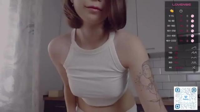 Image 2 of cutiepiewastaken Stream on Chaturbate on 18 months ago