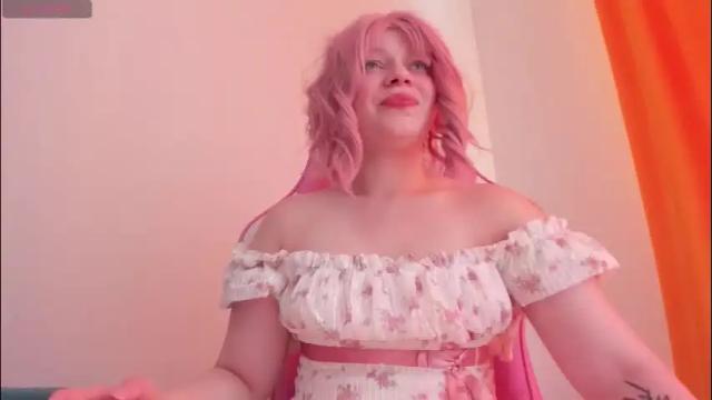 Image 2 of cutiesue Stream on Chaturbate on 3 months ago