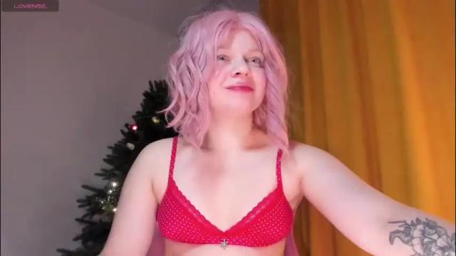 Image 7 of cutiesue Stream on Chaturbate on 1 month ago