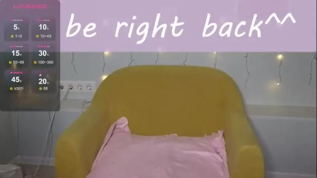 Image 10 of cutiewithglasses Stream on Chaturbate on 1 month ago