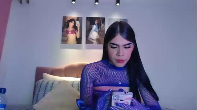 Image 7 of cuttebabe_ Stream on Chaturbate on 5 months ago