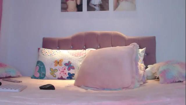 Image 10 of cuttebabe_ Stream on Chaturbate on 5 months ago