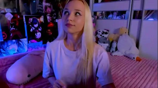 Image 6 of cuttie_ponyy Stream on Chaturbate on 3 months ago