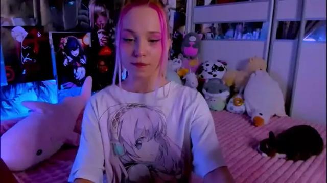 Image 7 of cuttie_ponyy Stream on Chaturbate on 2 months ago