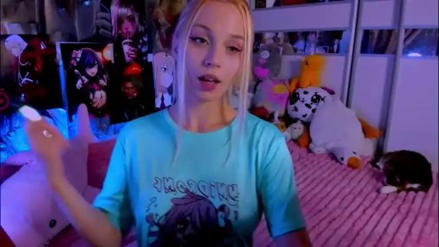 Thumbnail 1, cuttie_ponyy's Stream at Chaturbate, 1 month ago