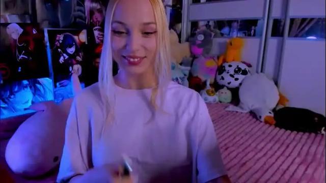 Thumbnail 1, cuttie_ponyy's Stream at Chaturbate, 1 month ago