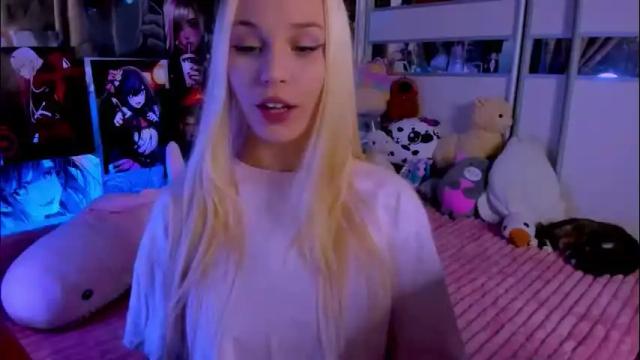 Thumbnail 1, cuttie_ponyy's Stream at Chaturbate, 1 month ago