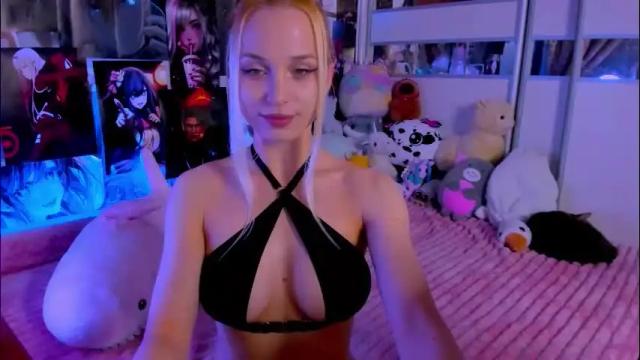 Thumbnail 3, cuttie_ponyy's Stream at Chaturbate, 1 month ago