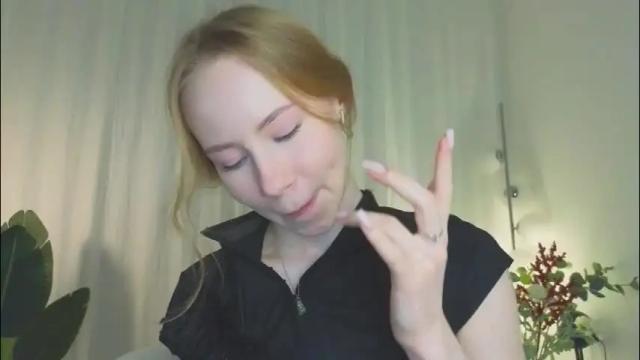 Image 3 of cuute_angell Stream on Chaturbate on 23 days ago