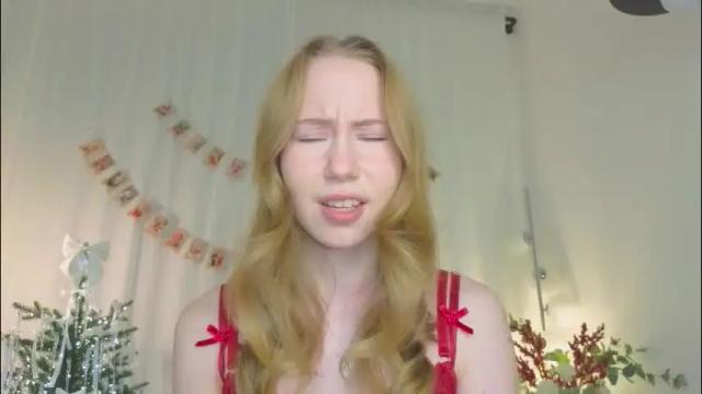 Image 2 of cuute_angell Stream on Chaturbate on 7 days ago