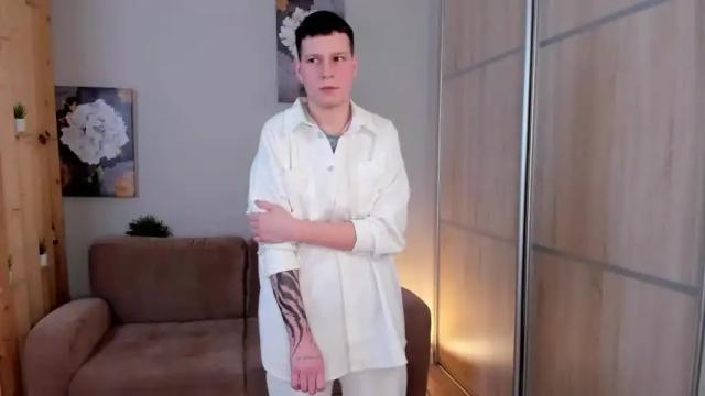 Image 12 of cwenbate Stream on Chaturbate on 16 months ago