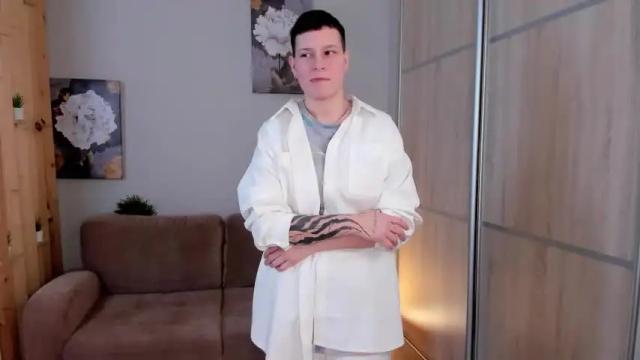 Image 3 of cwenbate Stream on Chaturbate on 16 months ago