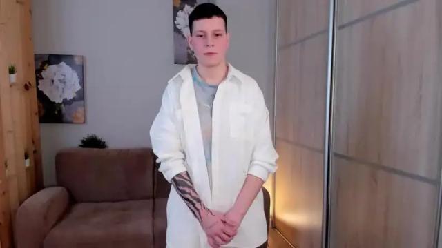 Image 8 of cwenbate Stream on Chaturbate on 16 months ago