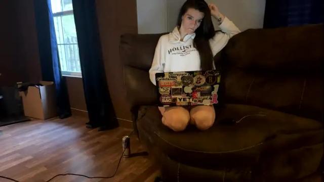 Image 4 of cworld9709321 Stream on Chaturbate on 26 days ago
