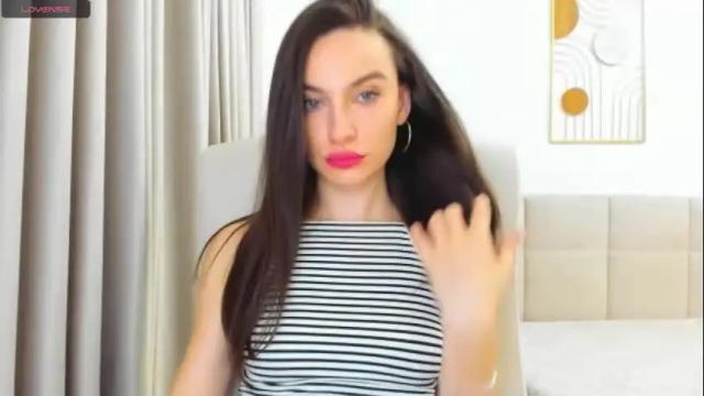 Image 4 of cyber_geisha Stream on Chaturbate on 24 days ago