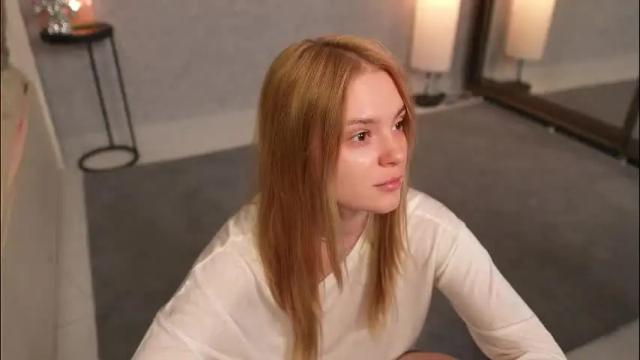 Image 6 of cyberheart_ Stream on Chaturbate on 2 months ago