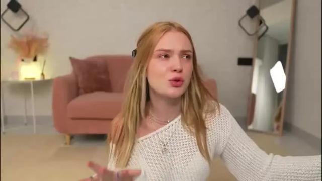 Image 2 of cyberheart_ Stream on Chaturbate on 2 months ago