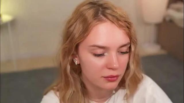Thumbnail 3, cyberheart_'s Stream at Chaturbate, 1 month ago