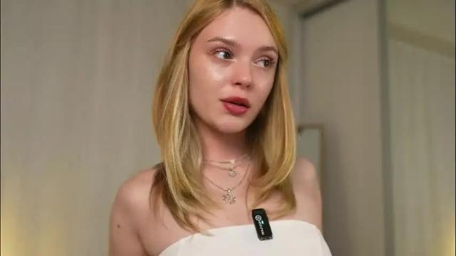 Image 12 of cyberheart_ Stream on Chaturbate on 1 month ago
