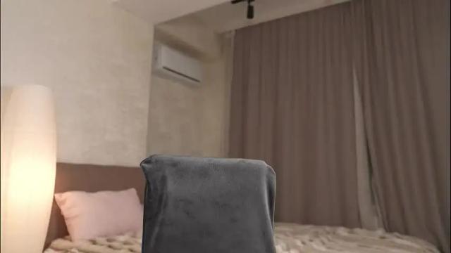 Image 8 of cyberheart_ Stream on Chaturbate on 1 month ago