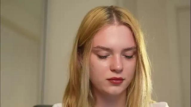 Image 11 of cyberheart_ Stream on Chaturbate on 1 month ago