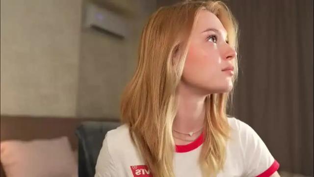 Thumbnail 3, cyberheart_'s Stream at Chaturbate, 1 month ago