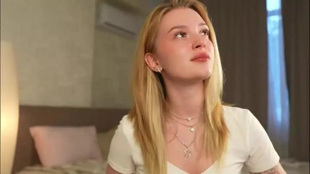 Thumbnail 2, cyberheart_'s Stream at Chaturbate, 1 month ago
