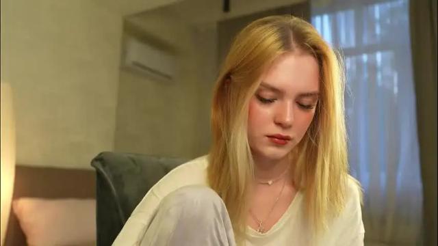 Thumbnail 1, cyberheart_'s Stream at Chaturbate, 23 days ago