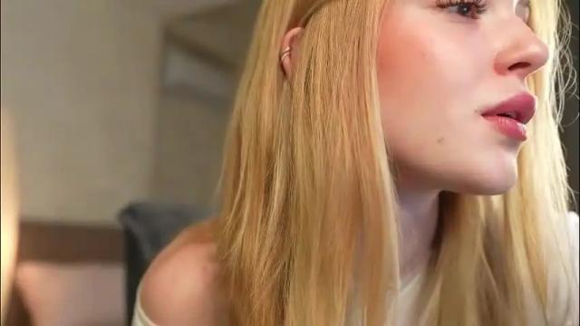 Thumbnail 3, cyberheart_'s Stream at Chaturbate, 23 days ago